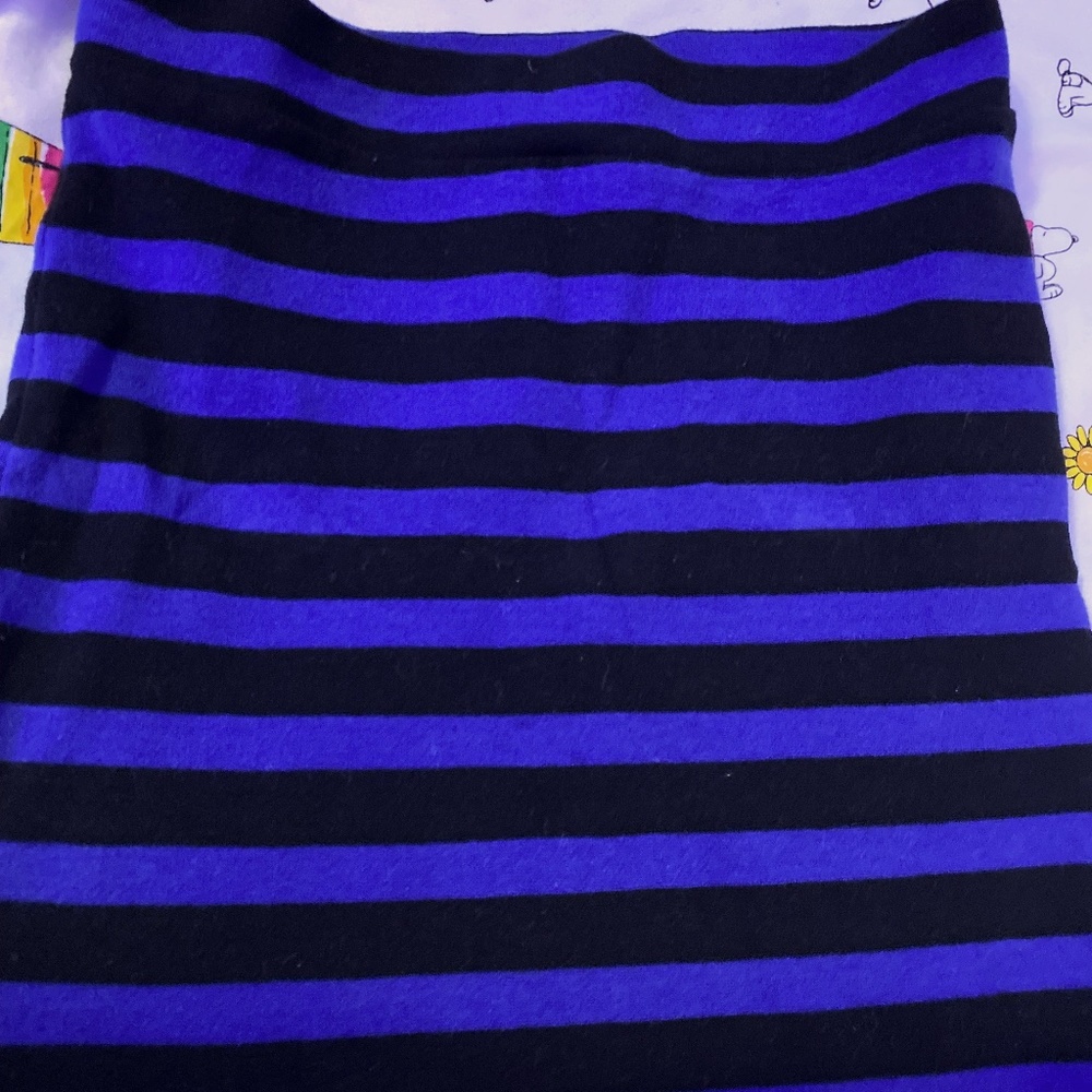 XXI  BLACK AND BLUE STRIPED TUBE SKIRT